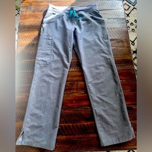 Figs Kade Cargo Scrub Pants